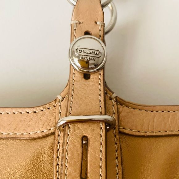 Coach Leather East West Gallery Tote Bag Top Zip British Tan Neutral Minimalist - Picture 7 of 14